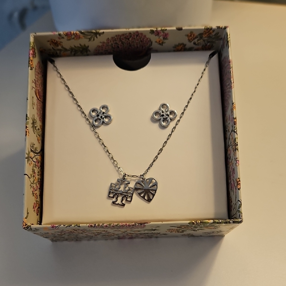 Tory Burch Silver Britten Cut Out Necklace and Earrings Set